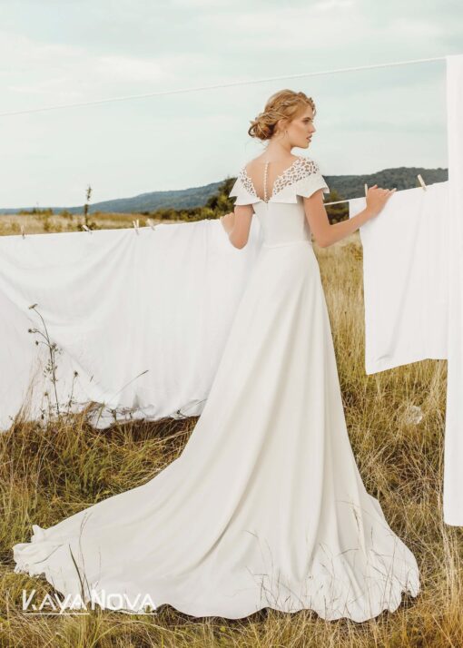 Robe De Mariée Bohème Col Bateau Blanc | Soirée Blanche