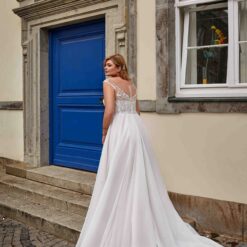 Robe De Mariée Grande Taille Col V | Soirée Blanche