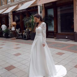 Robe De Mariée Asymétrique image 11 | Soirée Blanche Robe De Mariée Asymétrique | Soirée Blanche