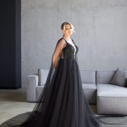 Robe De Mariée Noire Grande Taille image 9 | Soirée Blanche Robe De Mariée Noire Grande Taille | Soirée Blanche