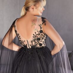 Robe De Mariée Noire Grande Taille image 8 | Soirée Blanche Robe De Mariée Noire Grande Taille | Soirée Blanche