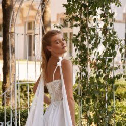 Robe De Mariée Bohème Dentelle Longue Traîne | Soirée Blanche