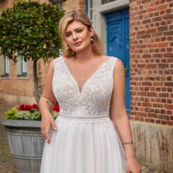 Robe De Mariée Grande Taille Bohème image 6 | Soirée Blanche Robe De Mariée Grande Taille Bohème | Soirée Blanche