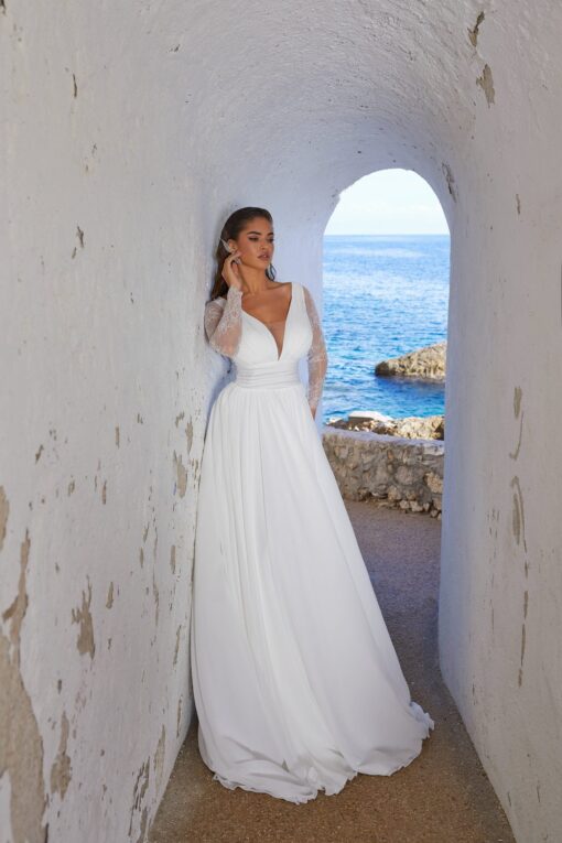 Robe De Mariée Dentelle Col V Manches Longues | Soirée Blanche