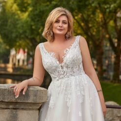 Robe De Mariée Champêtre Grande Taille image 5 | Soirée Blanche Robe De Mariée Champêtre Grande Taille | Soirée Blanche