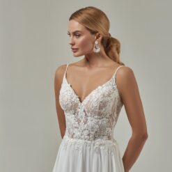 Robe De Mariée Bohème En Dentelle Blanche | Soirée Blanche