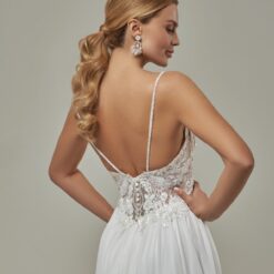 Robe De Mariée Bohème En Dentelle Blanche | Soirée Blanche