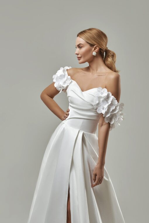 Robe De Mariée Fluide Bohème Blanche | Soirée Blanche