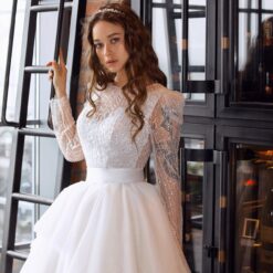 Robe De Mariée Princesse Originale Haut Manches Longues image 7 | Soirée Blanche Robe De Mariée Princesse Originale Haut Manches Longues | Soirée Blanche