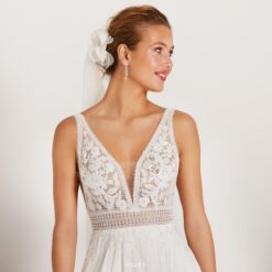 Robe De Mariée Dos Nu Plongeant Blanche image 6 | Soirée Blanche Robe De Mariée Dos Nu Plongeant Blanche