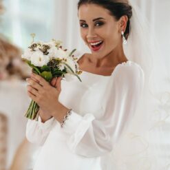 Robe De Mariée Col Carré Manche Longue