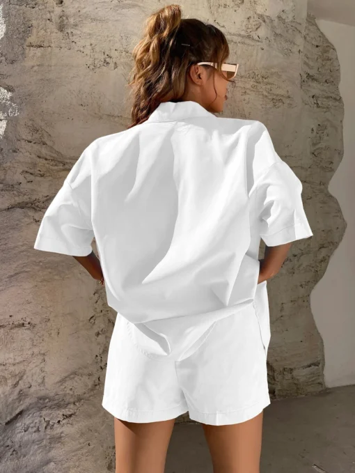 Ensemble blanc chemise à bouton & Short – Image 2