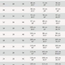 Robe De Mariée Originale Courte Blanche image 12 | Soirée Blanche