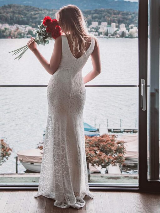 Robe De Mariée Col V Plongeant Epaulettes Originales – Image 6