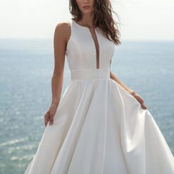 Robe De Mariée Fourreau Bustier Avec Cape image 15 | Soirée Blanche