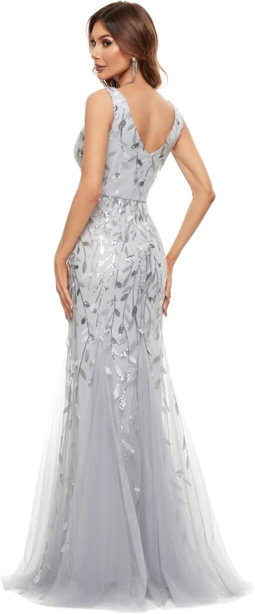 Robe de mariée à encolure bateau en dentelle – Image 3