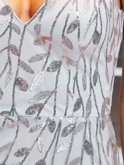 Robe de mariée à encolure bateau en dentelle – Image 5
