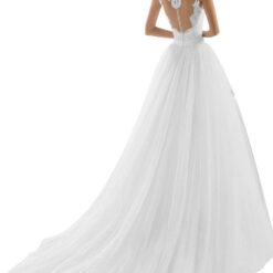 Robe de mariée en crêpe à manches longues et col V plongeant image 8 | Soirée Blanche