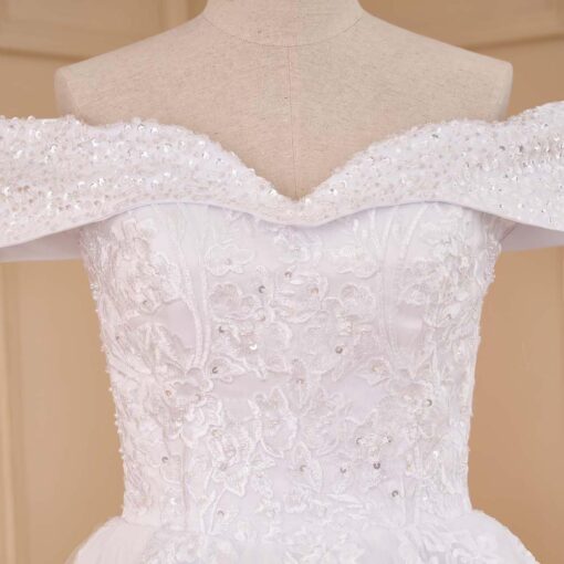 Robe De Mariée Princesse Fleurie Manche Tombante Blanche – Image 5