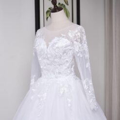 Robe De Mariée fendue avec ceinture tissu image 15 | Soirée Blanche