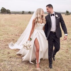 Robe De Mariée Moderne image 15 | Soirée Blanche