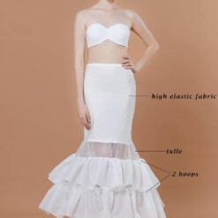 Robe de mariée ajustée à bretelles spaghetti avec perlage image 18 | Soirée Blanche Robe de mariée ajustée à bretelles spaghetti avec perlage image 17 | Soirée Blanche