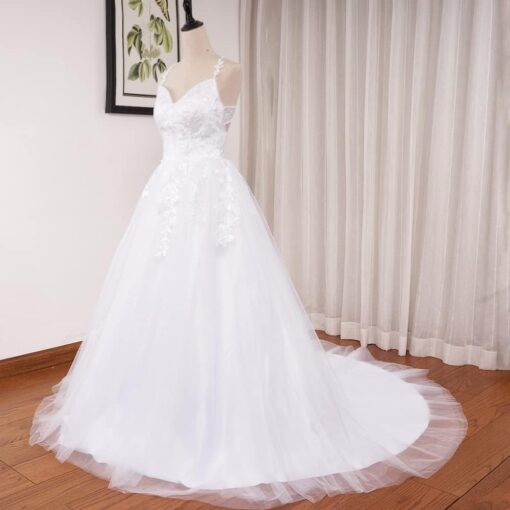 Robe de mariée fourreau en dentelle avec bretelles spaghetti – Image 4