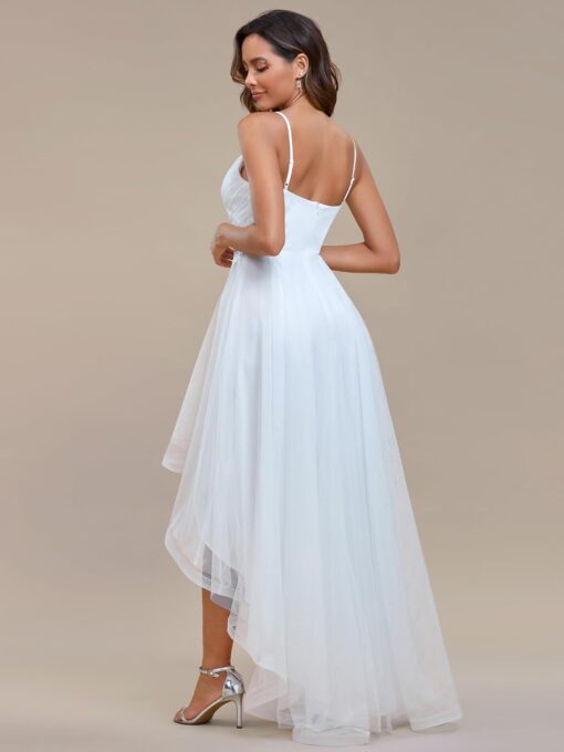 Robe de mariée col V plongeant avec motifs floraux – Image 3