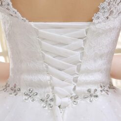 Robe De Mariée Femme Ronde Dentelle image 21 | Soirée Blanche