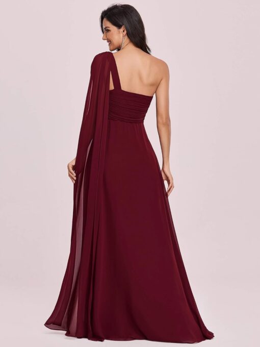 Robe de demoiselle dʼhonneur à encolure bateau ajustée et dos en V plongeant – Image 3