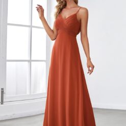 Robe de demoiselle dʼhonneur longue à paillettes rose brillant image 17 | Soirée Blanche Robe de demoiselle dʼhonneur longue à paillettes rose brillant image 16 | Soirée Blanche