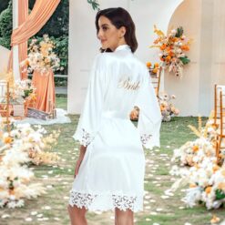 Robe de mariée à bretelles dentelle fine image 13 | Soirée Blanche