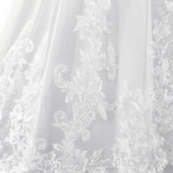 Robe De Mariée Fluide Haut Illusion à Dentelle Florale et Perlé image 19 | Soirée Blanche