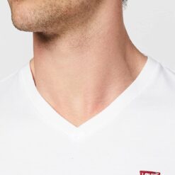 Le T-Shirt Classique Levi's Homme V-Neck Original image 11 | Soirée Blanche Le T-Shirt Classique Levi's Homme V-Neck Original image 10 | Soirée Blanche