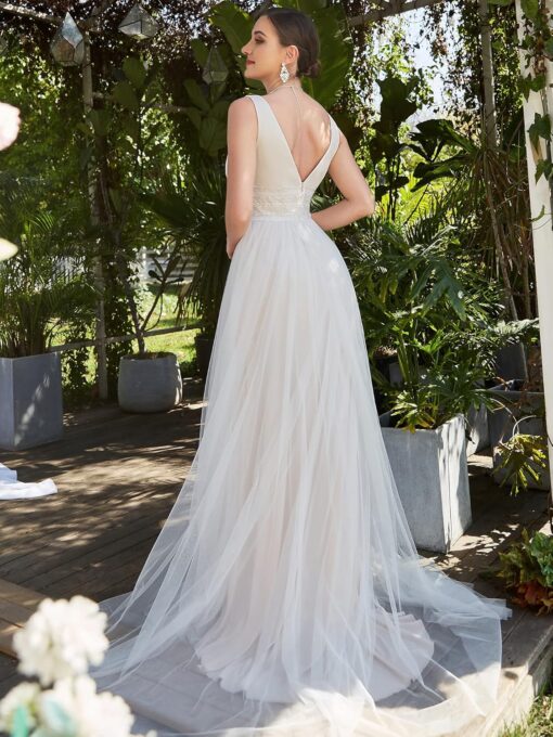 Robe De Mariée Fines Bretelles Et Dentelle Florale – Image 3