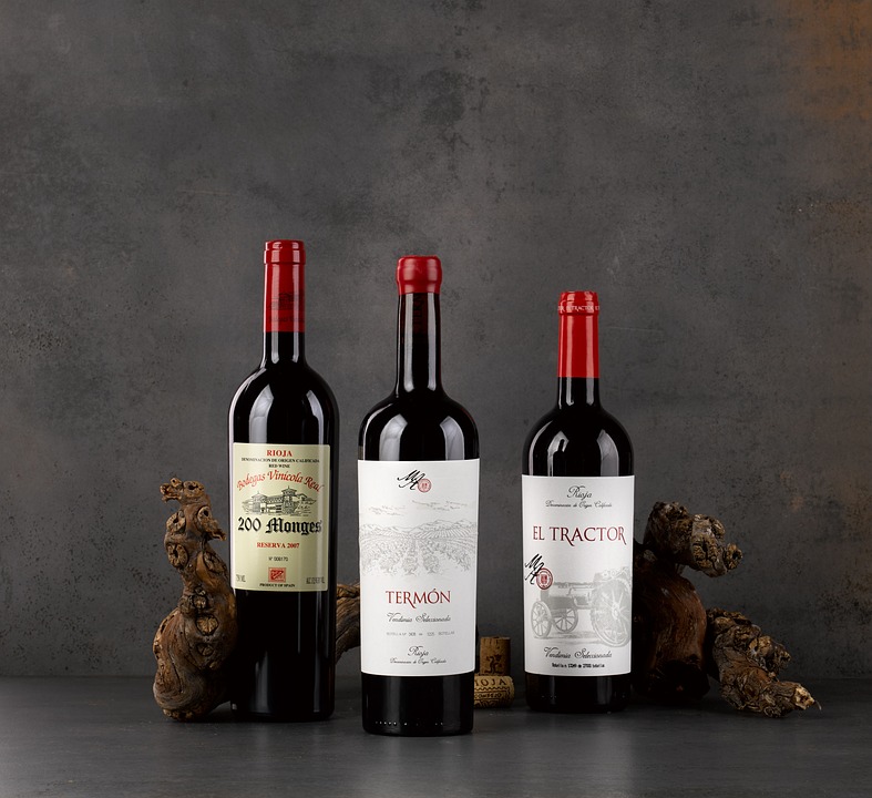 Comment réussir une soirée blanche pour les diplômés Comment réussir une soirée blanche pour les diplômés