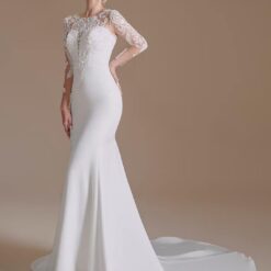 Robe de mariée à encolure bateau en dentelle image 14 | Soirée Blanche Robe de mariée à encolure bateau en dentelle image 13 | Soirée Blanche