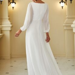 Robe De Mariée Grande Taille Manches Longues image 11 | Soirée Blanche Robe De Mariée Grande Taille Manches Longues image 10 | Soirée Blanche