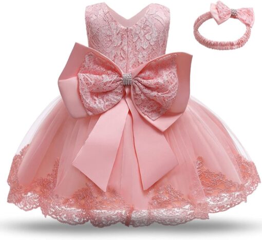 Robe de mariée princesse à volants et ceinture