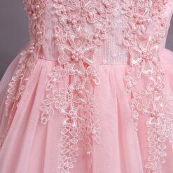Robe de bal princesse avec dentelle florale et paillettes image 16 | Soirée Blanche Robe de bal princesse avec dentelle florale et paillettes image 15 | Soirée Blanche