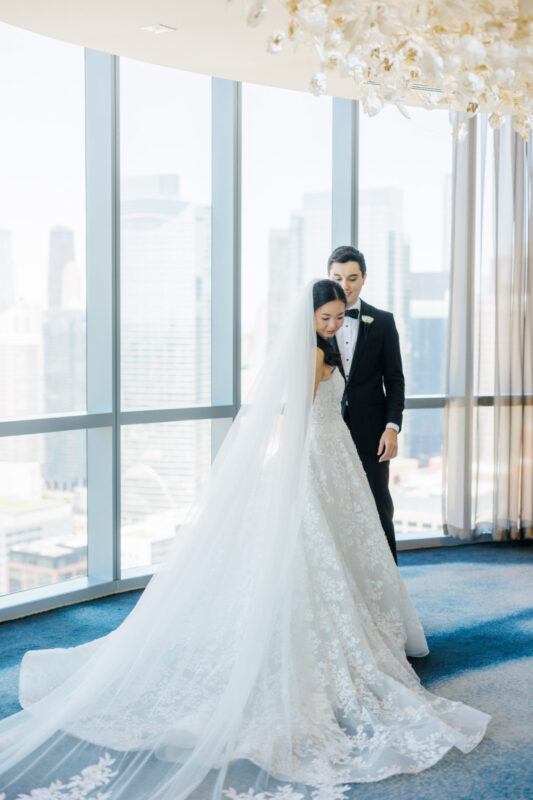 Célébration Intime Célèbre : Un Planétarium Imitant l&rsquo;Espace, au Coeur de Chicago