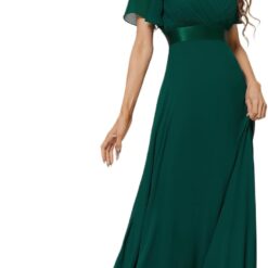 Robe de demoiselle dʼhonneur fendue à lʼencolure haute Robe de demoiselle dʼhonneur fendue à lʼencolure haute