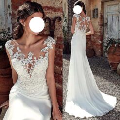 Robe de mariée sirène décolletée avec dentelle illusion Robe de mariée sirène décolletée avec dentelle illusion
