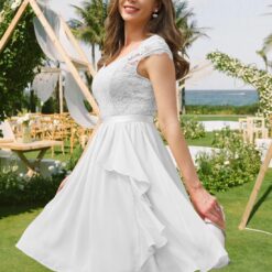 Robe Fourreau Blanche Dentelle image 15 | Soirée Blanche Robe Fourreau Blanche Dentelle image 14 | Soirée Blanche