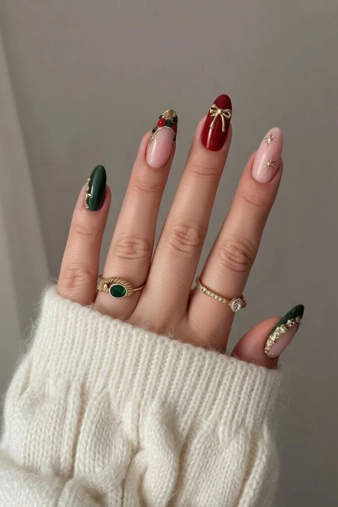 15 dessins d'ongles de Noël les plus mignons que vous verrez cette saison image 51 | Soirée Blanche