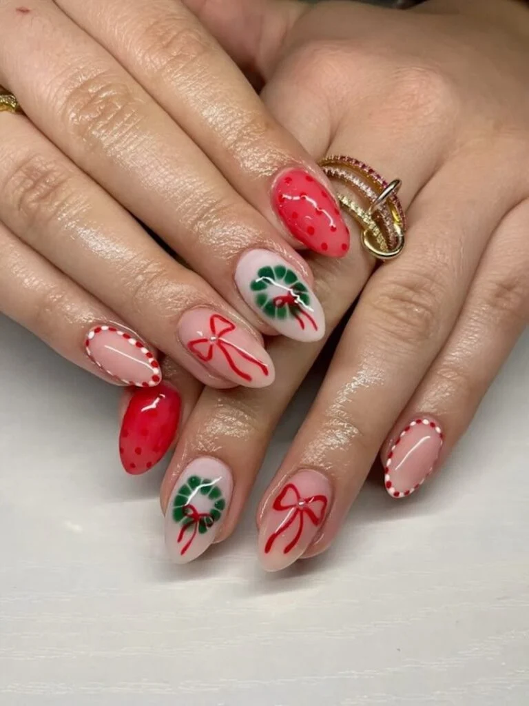 15 dessins d'ongles de Noël les plus mignons que vous verrez cette saison image 11 | Soirée Blanche