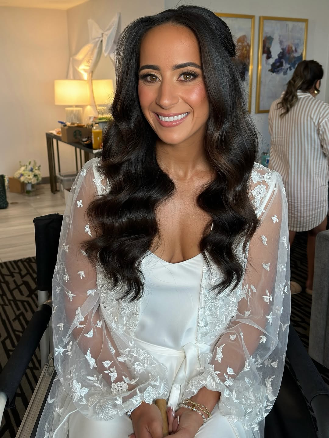 Peau Lumineuse Avec Un Surligneur Subtil