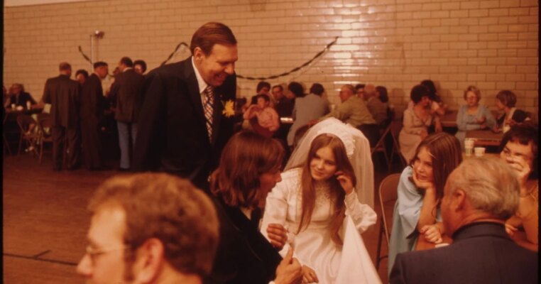 Les meilleures chansons de mariage des années 1970 (vidéos + playlist)