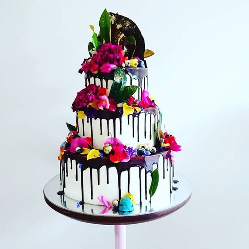 25 superbes gâteaux de mariage goutte à goutte dont vous aurez envie dès maintenant image 16 | Soirée Blanche Gâteaux De Mariage Goutte À Goutte