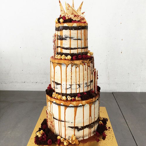 25 superbes gâteaux de mariage goutte à goutte dont vous aurez envie dès maintenant image 4 | Soirée Blanche 25 superbes gâteaux de mariage goutte à goutte dont vous aurez envie dès maintenant image 3 | Soirée Blanche